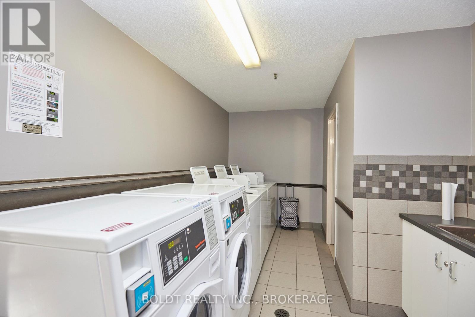 219 - 198 Scott Street, St. Catharines, Ontario  L2N 5T3 - Photo 23 - X12916396