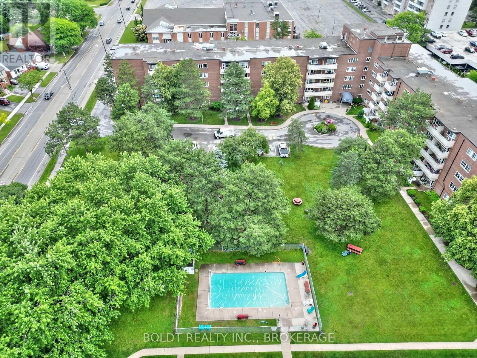 219 - 198 Scott Street, St. Catharines, Ontario  L2N 5T3 - Photo 28 - X12916396