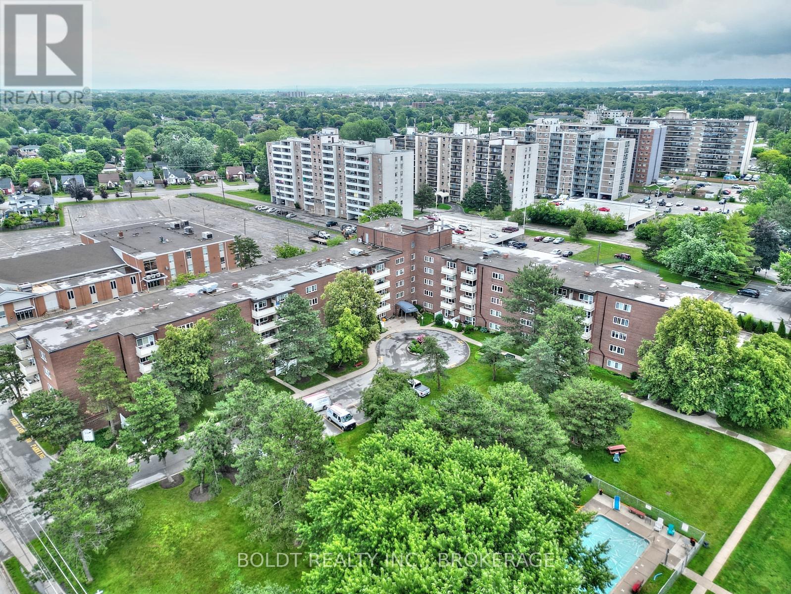 219 - 198 Scott Street, St. Catharines, Ontario  L2N 5T3 - Photo 30 - X12916396