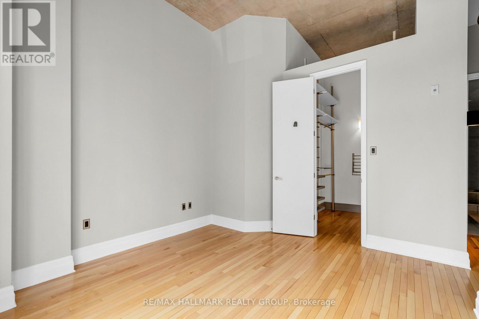 206 - 420 Berkley Avenue, Ottawa, Ontario  K2A 4H5 - Photo 32 - X12915584