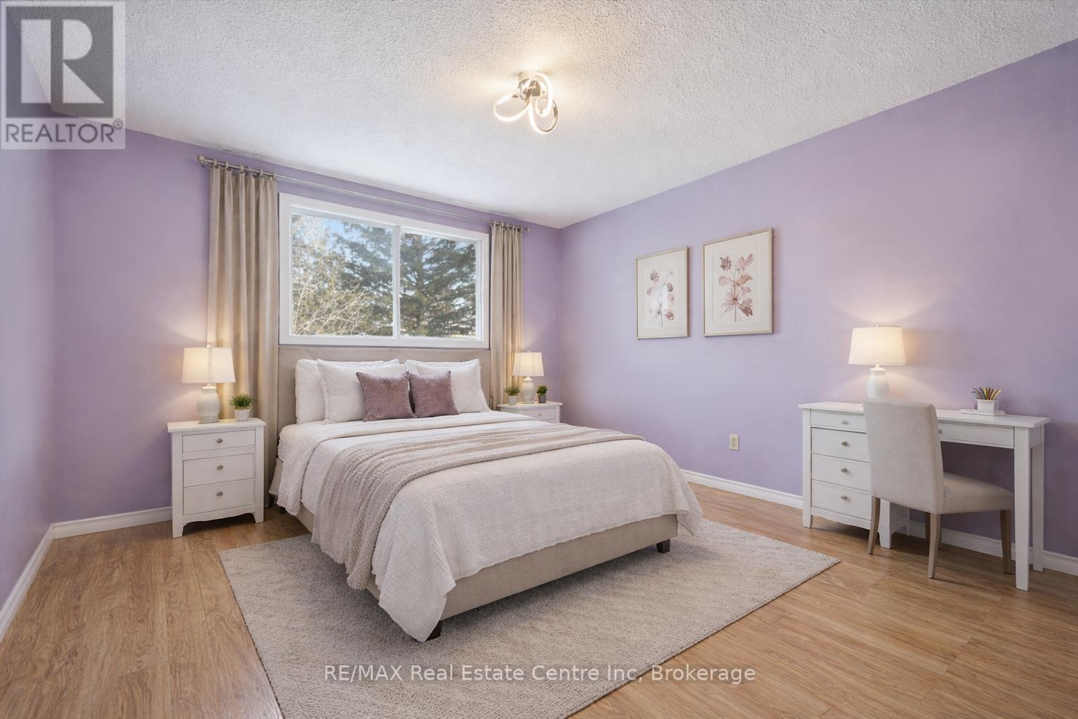 105 Churchill Street, Waterloo, Ontario  N2L 2X1 - Photo 5 - X12916260