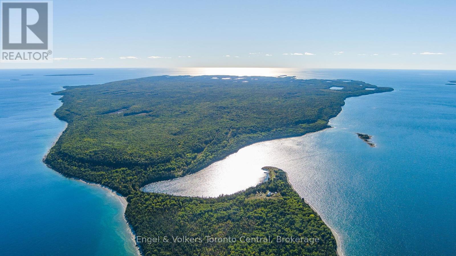 Fitzwilliam Island, Northeastern Manitoulin And The Islands, Ontario  P0P 1Z0 - Photo 1 - X12916310