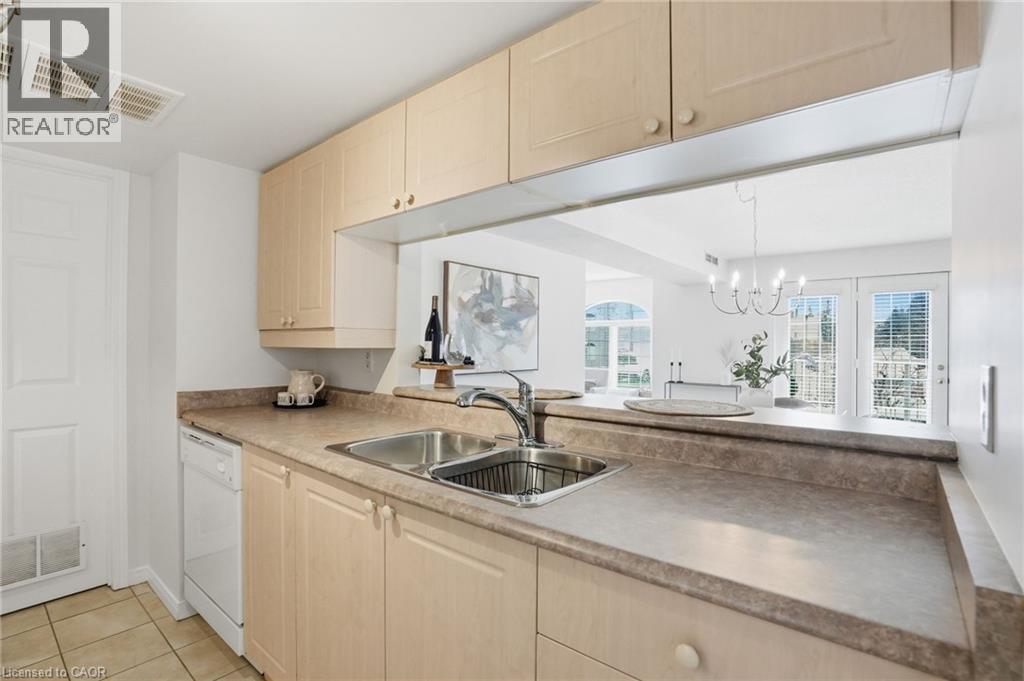 216 Plains Road W Unit# E106, Burlington, Ontario  L7T 4K8 - Photo 28 - 40798960