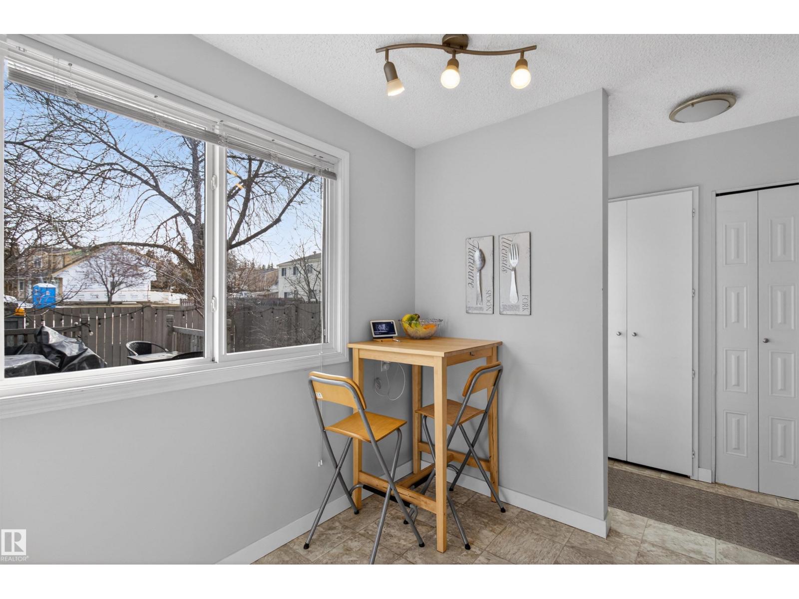 843 Village Dr, Sherwood Park, Alberta  T8A 4H9 - Photo 15 - E4478842