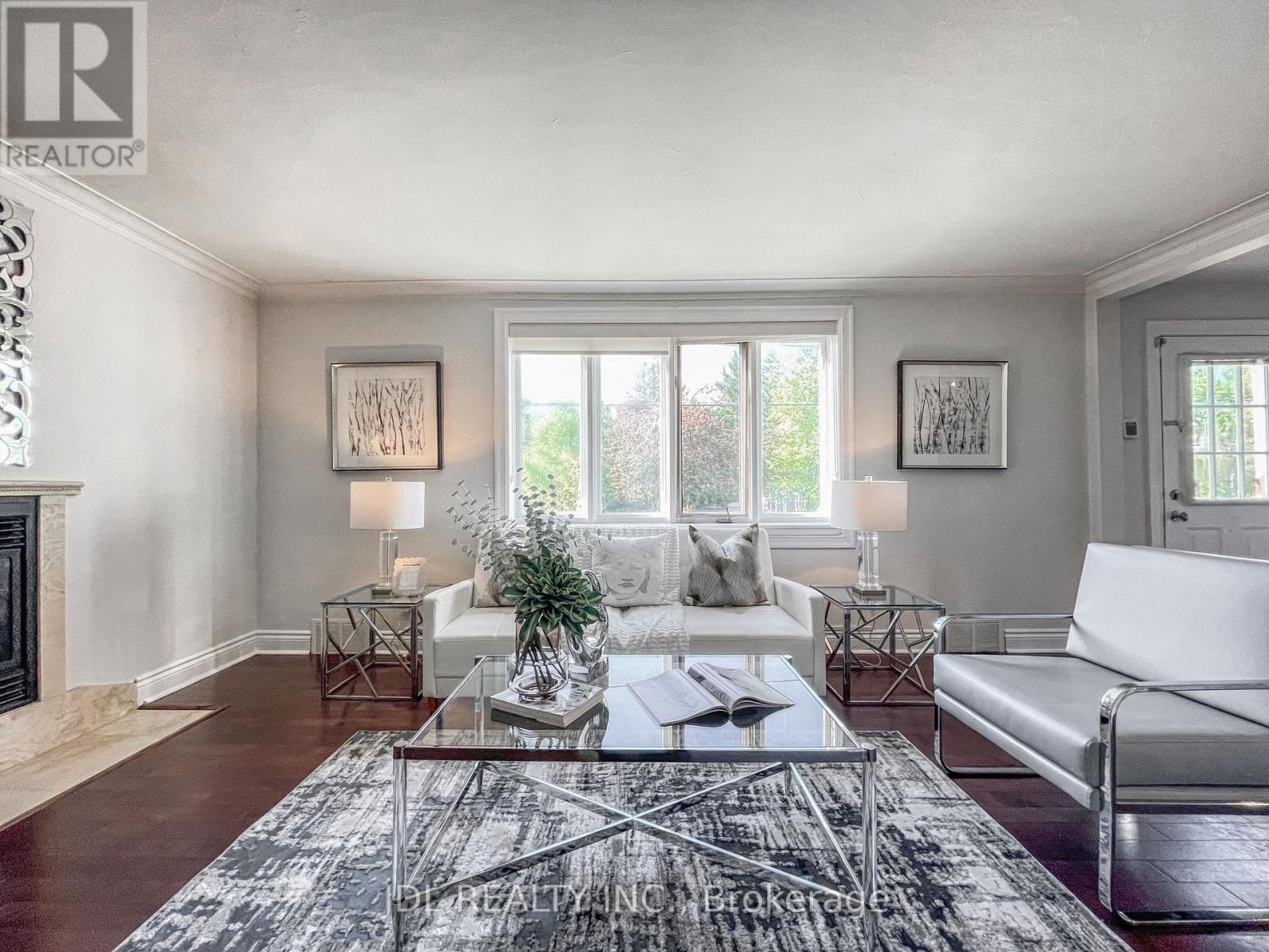 (Upper) - 209 Harlandale Avenue, Toronto, Ontario  M2N 1P6 - Photo 12 - C12916230