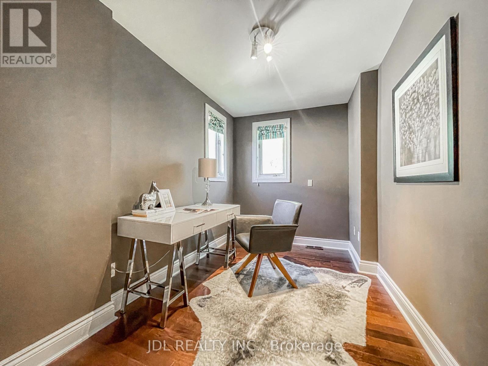 (Upper) - 209 Harlandale Avenue, Toronto, Ontario  M2N 1P6 - Photo 21 - C12916230