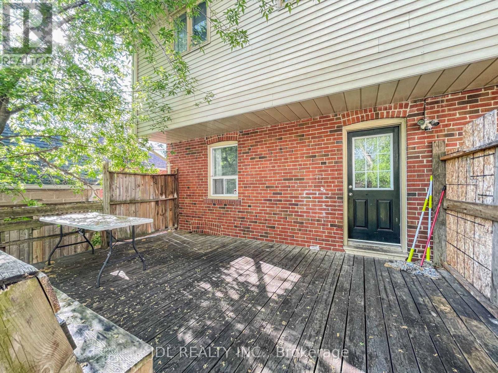 (Upper) - 209 Harlandale Avenue, Toronto, Ontario  M2N 1P6 - Photo 28 - C12916230