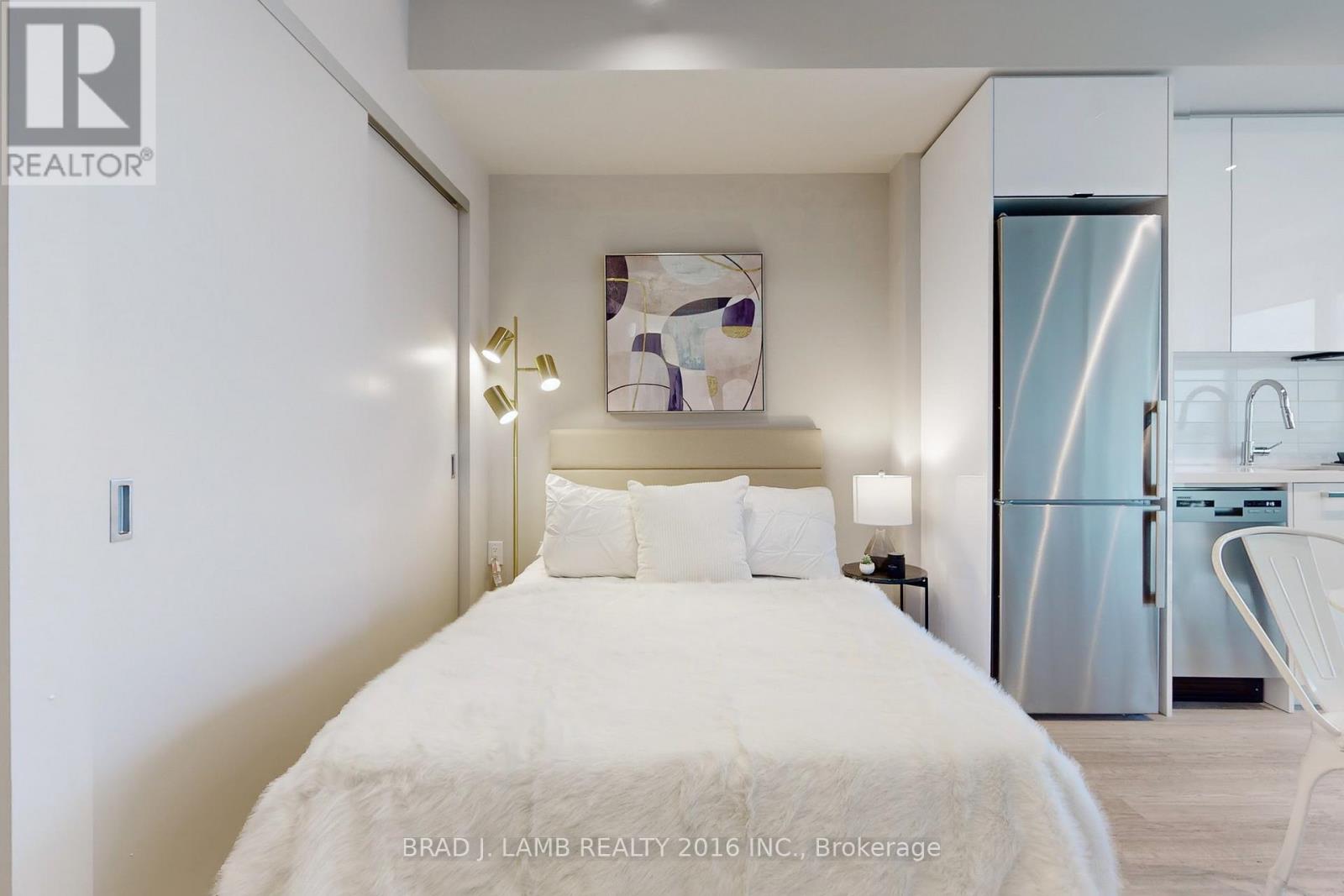 1014 - 195 Mccaul Street, Toronto, Ontario  M5T 0E5 - Photo 12 - C12916242