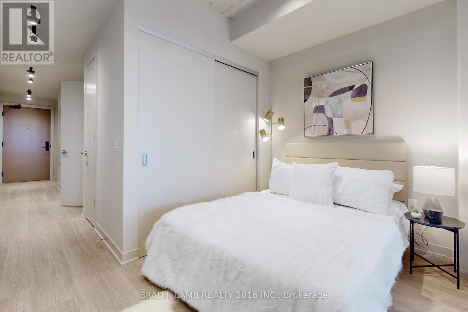 1014 - 195 Mccaul Street, Toronto, Ontario  M5T 0E5 - Photo 13 - C12916242