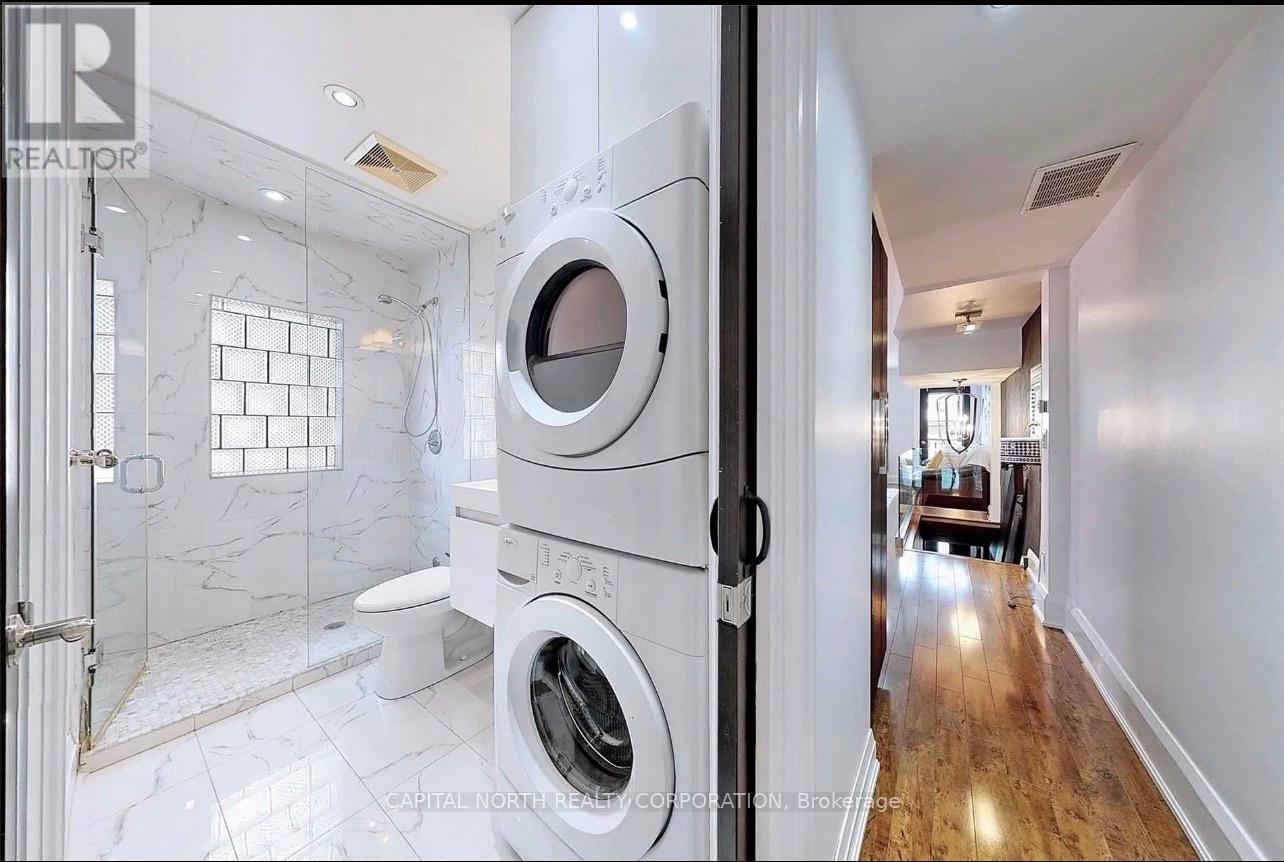 4 Belle Ayre Boulevard, Toronto, Ontario  M4S 2P7 - Photo 13 - C12916318