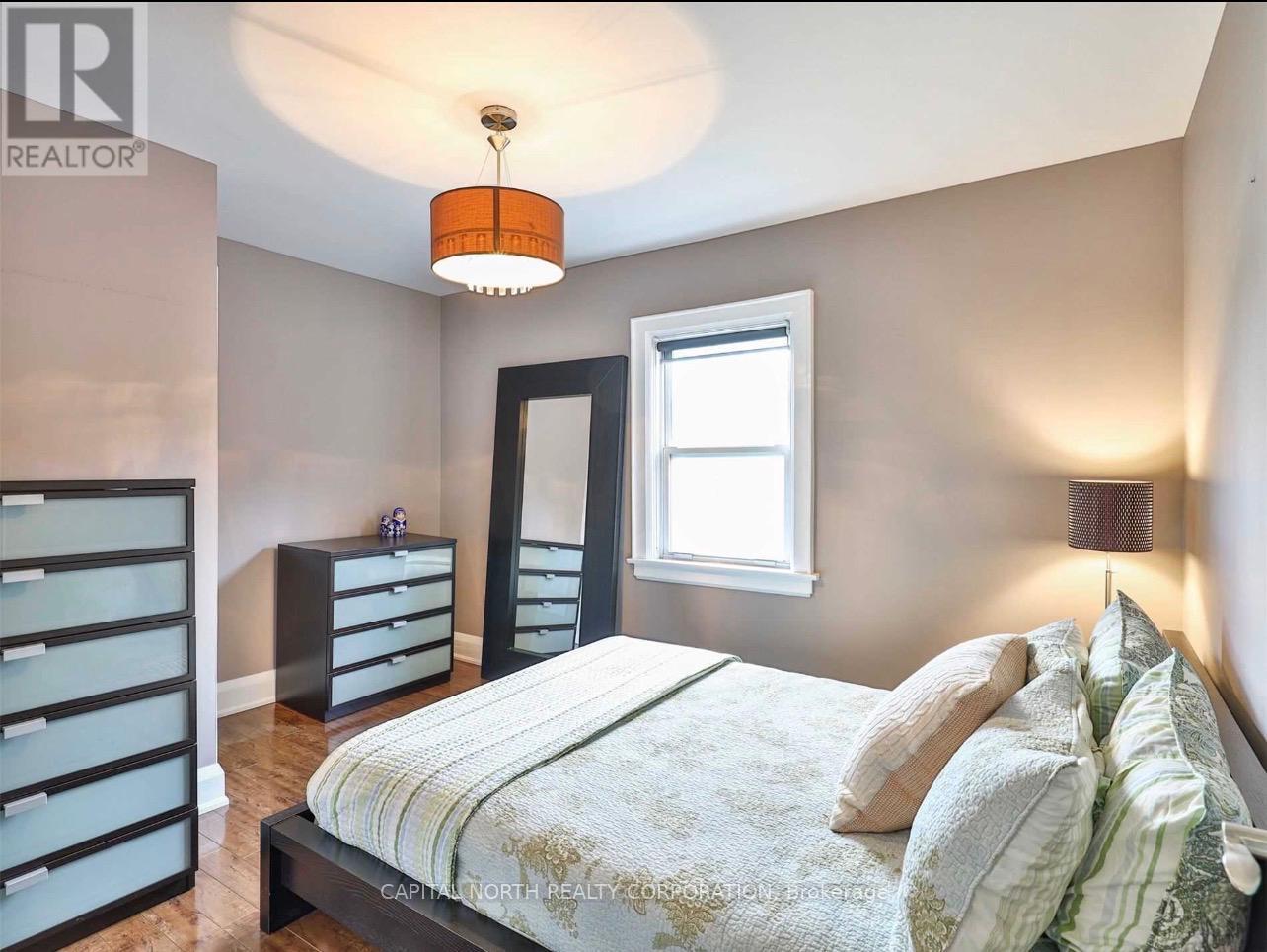 4 Belle Ayre Boulevard, Toronto, Ontario  M4S 2P7 - Photo 16 - C12916318