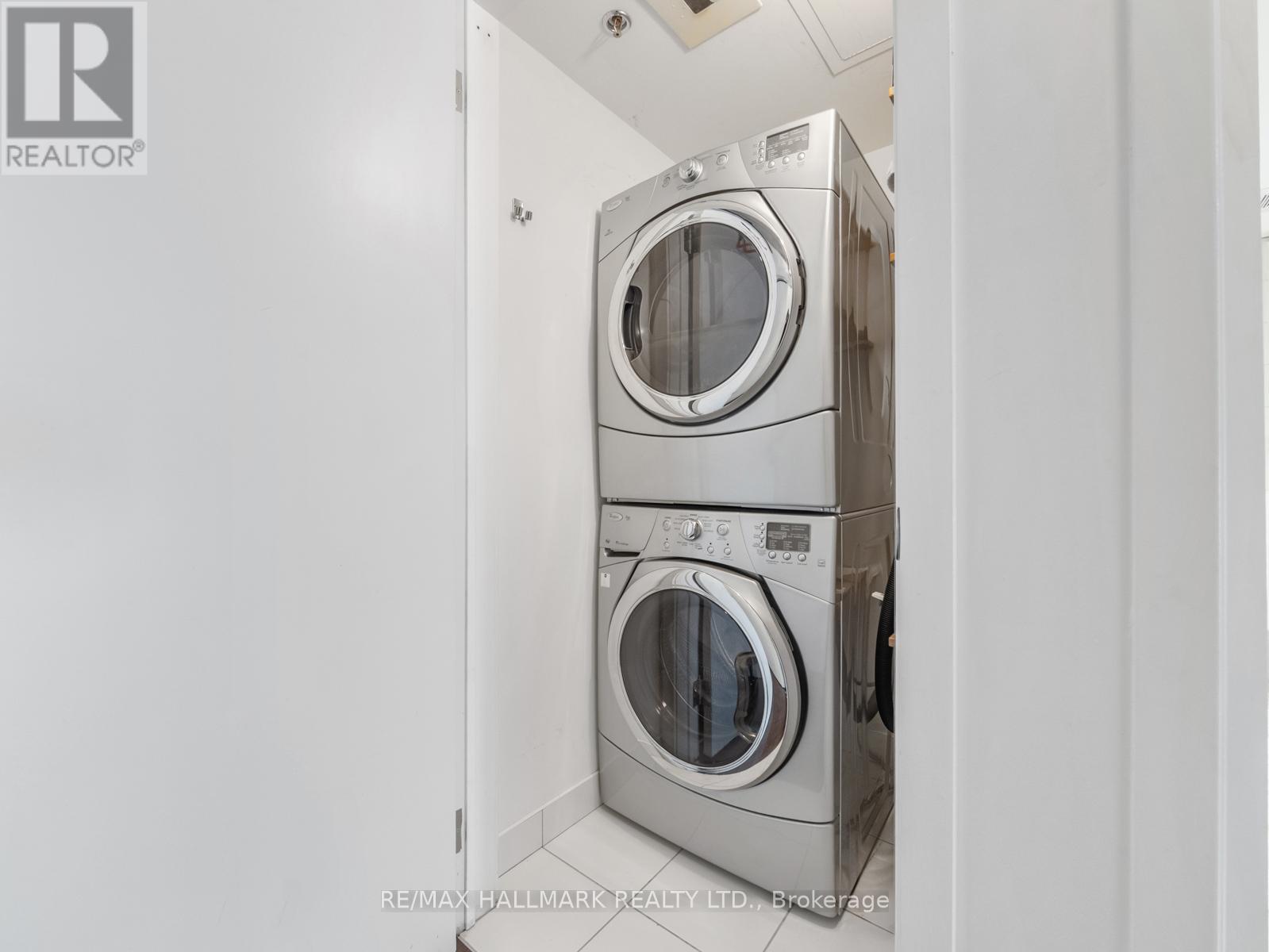 534 - 43 Hanna Avenue, Toronto, Ontario  M6K 1X6 - Photo 18 - C12916354