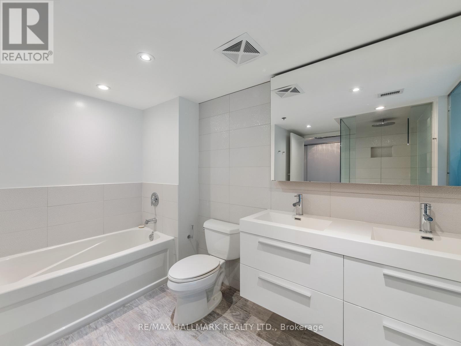 534 - 43 Hanna Avenue, Toronto, Ontario  M6K 1X6 - Photo 29 - C12916354