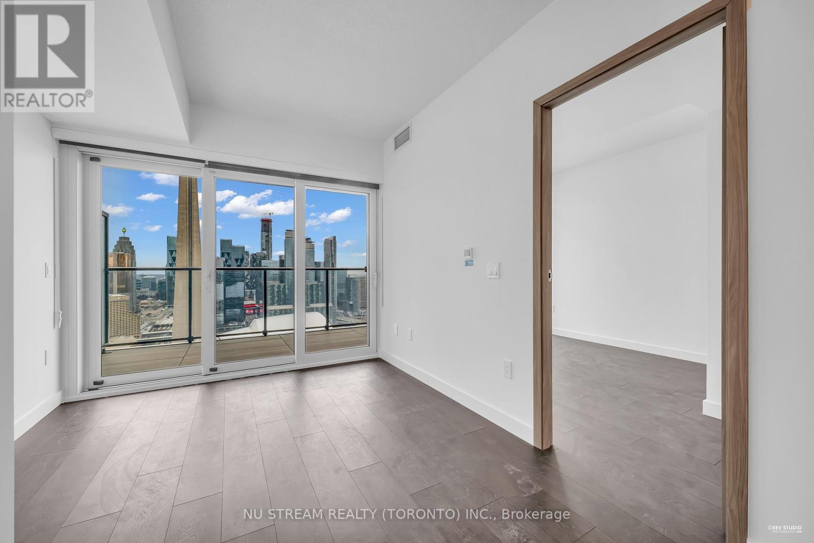 4609 - 3 Concord Cityplace Way, Toronto, Ontario  M5V 0X4 - Photo 13 - C12916380