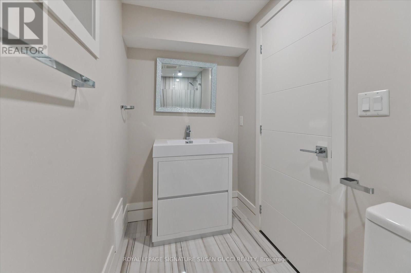 18 Ferris Road, Toronto, Ontario  M4B 1G1 - Photo 40 - E12916244