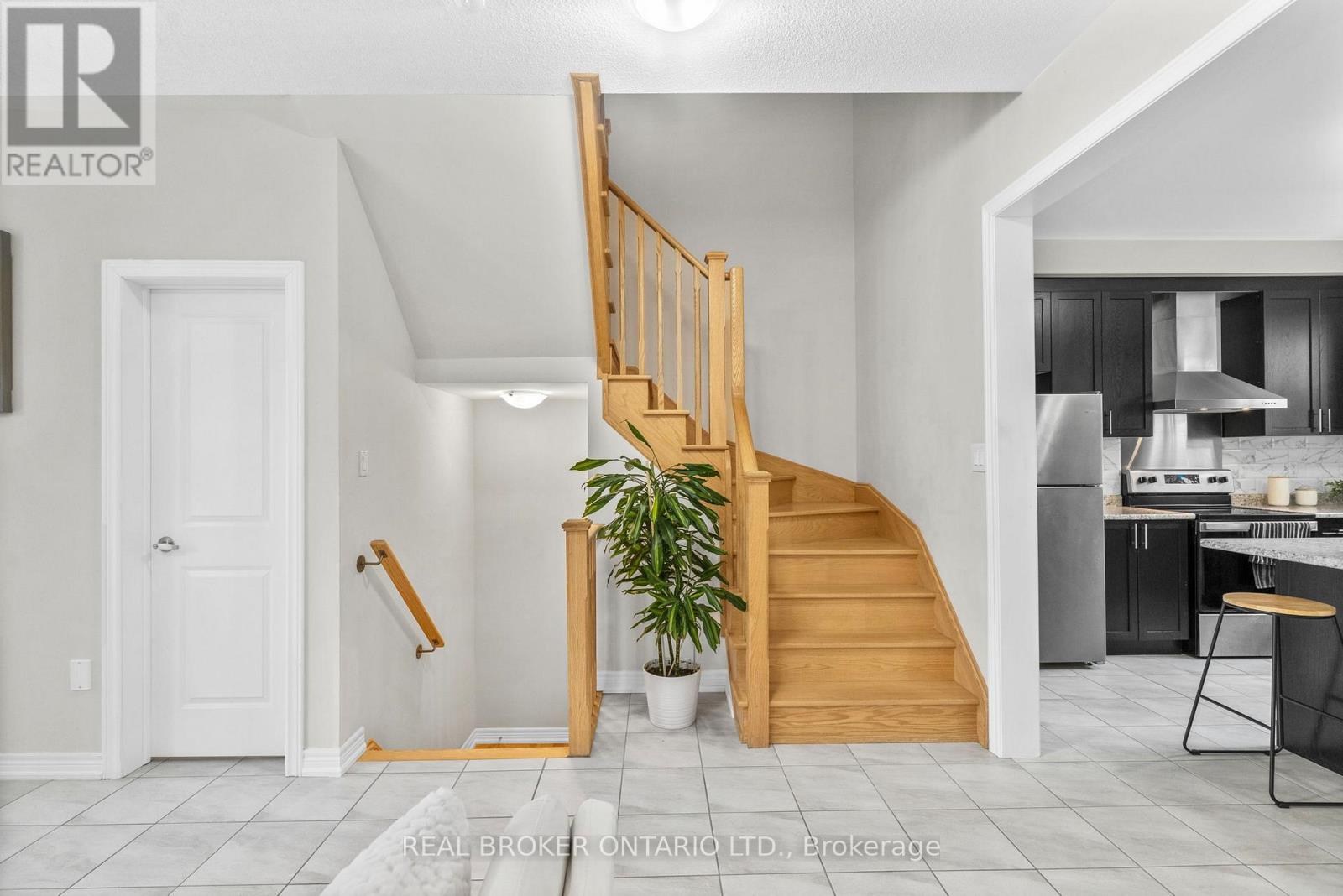 222 Coronation Road, Whitby, Ontario  L1P 0H7 - Photo 21 - E12916270