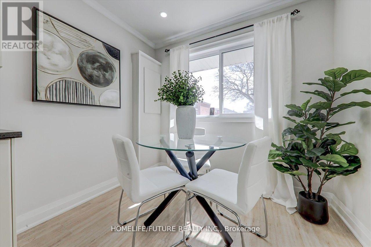 Main - 284 Adelaide Avenue W, Oshawa, Ontario  L1J 2R3 - Photo 5 - E12916342