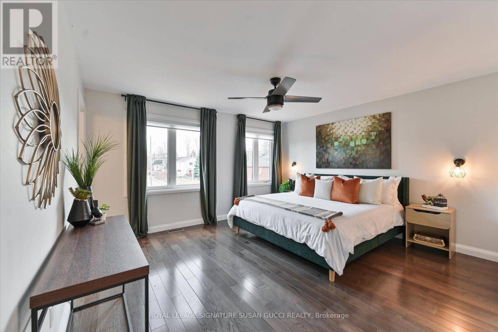 811 Cosburn Avenue, Toronto, Ontario  M4C 2V9 - Photo 25 - E12916390