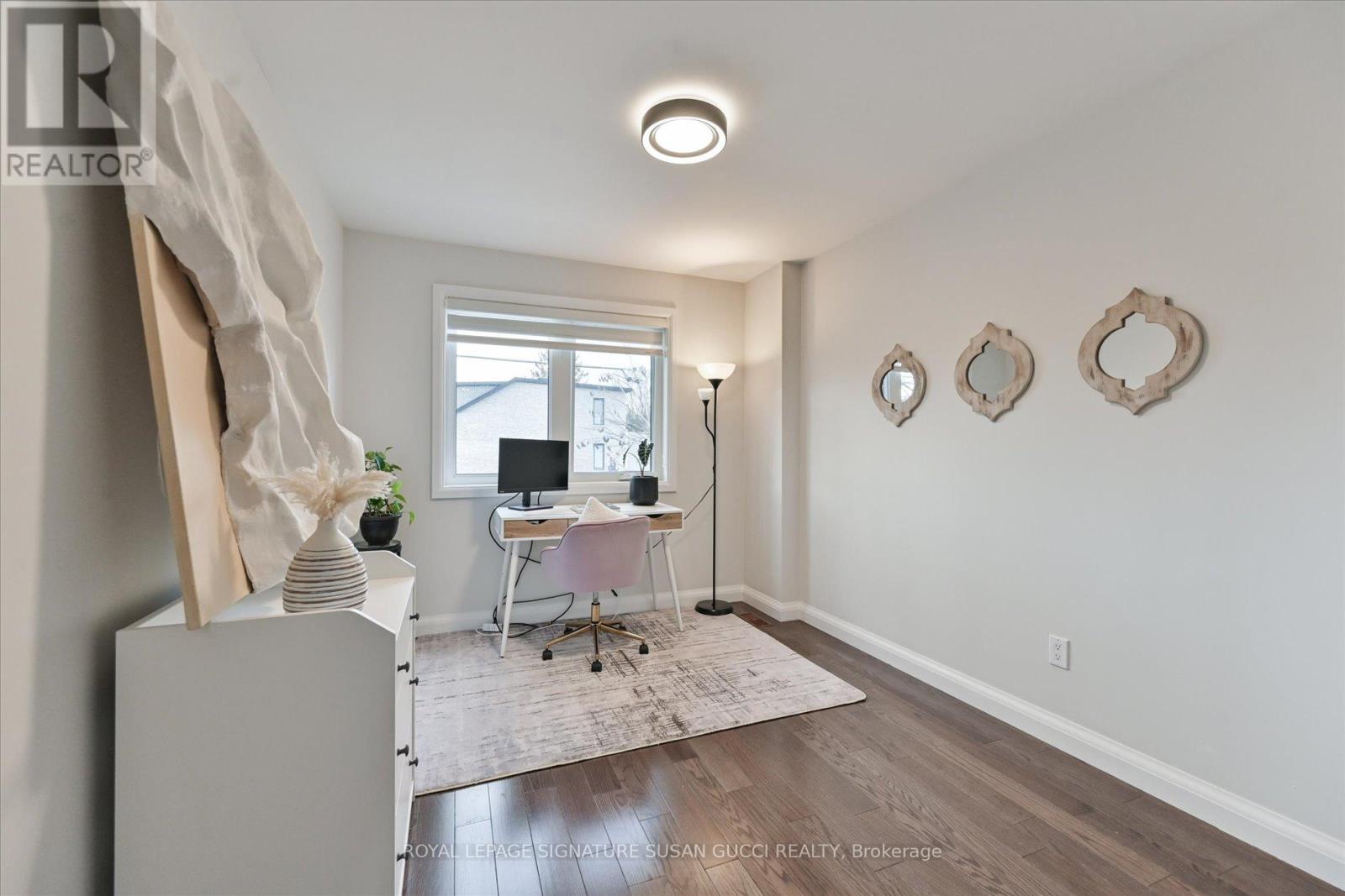 811 Cosburn Avenue, Toronto, Ontario  M4C 2V9 - Photo 32 - E12916390