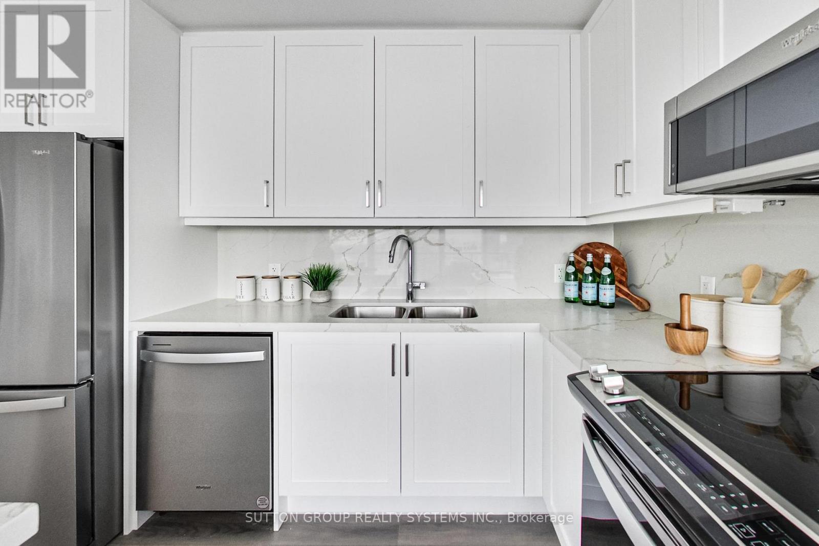 1503 - 20 Gatineau Drive, Vaughan, Ontario L4J 0L2 - Photo 5 - N12916296