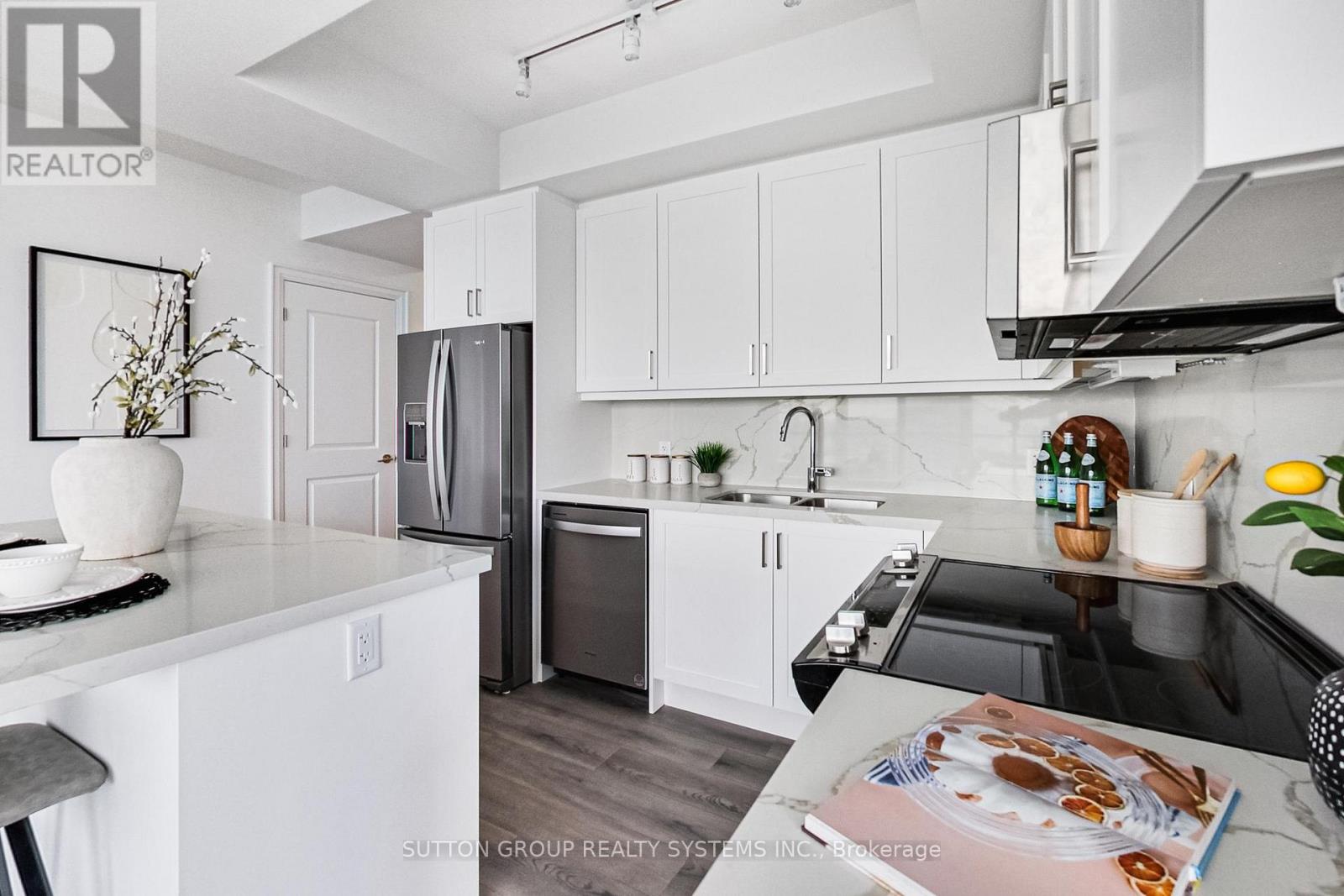 1503 - 20 Gatineau Drive, Vaughan, Ontario L4J 0L2 - Photo 6 - N12916296