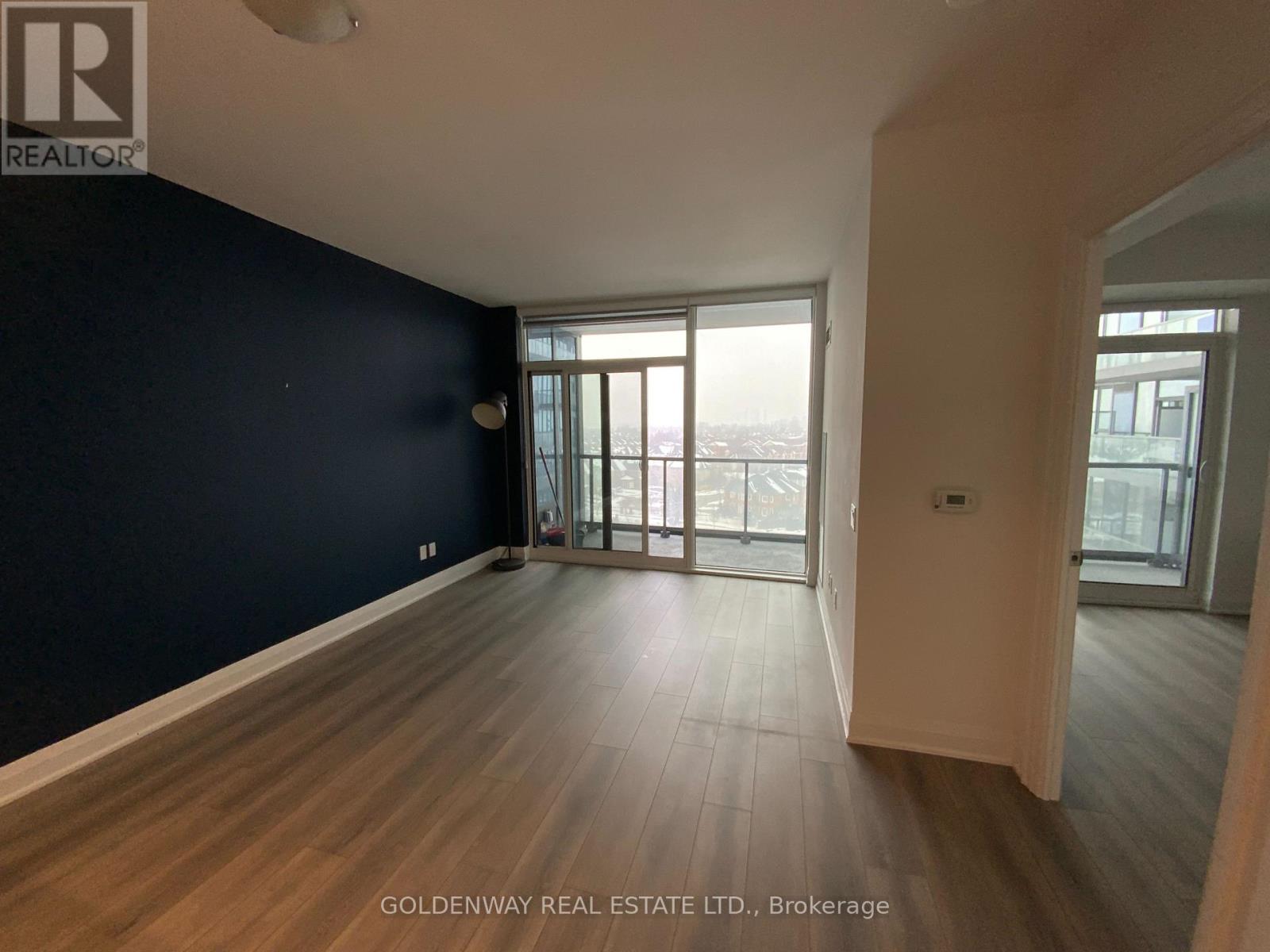 707 - 10 GATINEAU DRIVE, Vaughan, Ontario