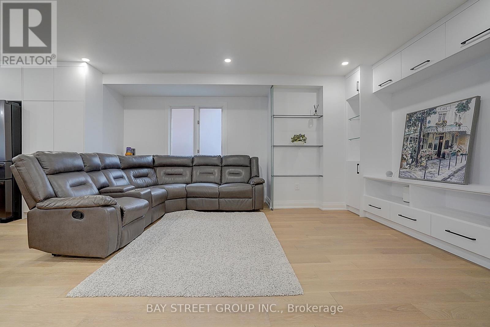 8 Mooreland Court, Markham, Ontario  L3P 7P8 - Photo 13 - N12916336