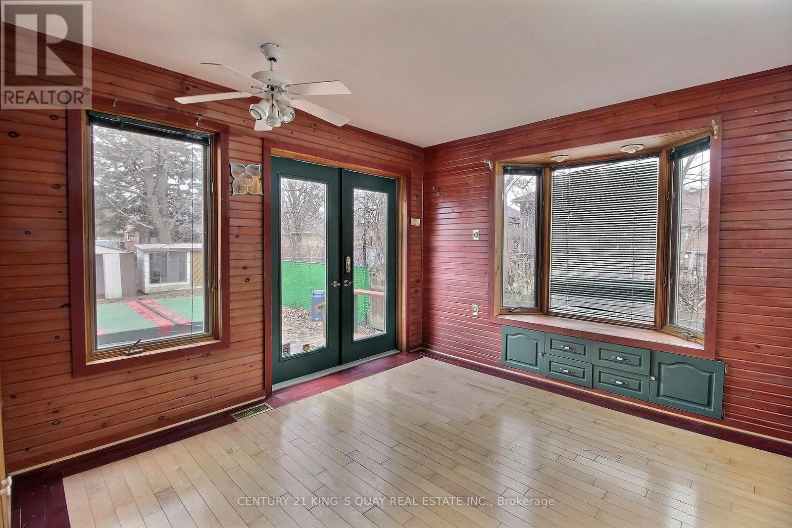 105 Rockport Crescent, Richmond Hill, Ontario  L4C 2M1 - Photo 3 - N12916370