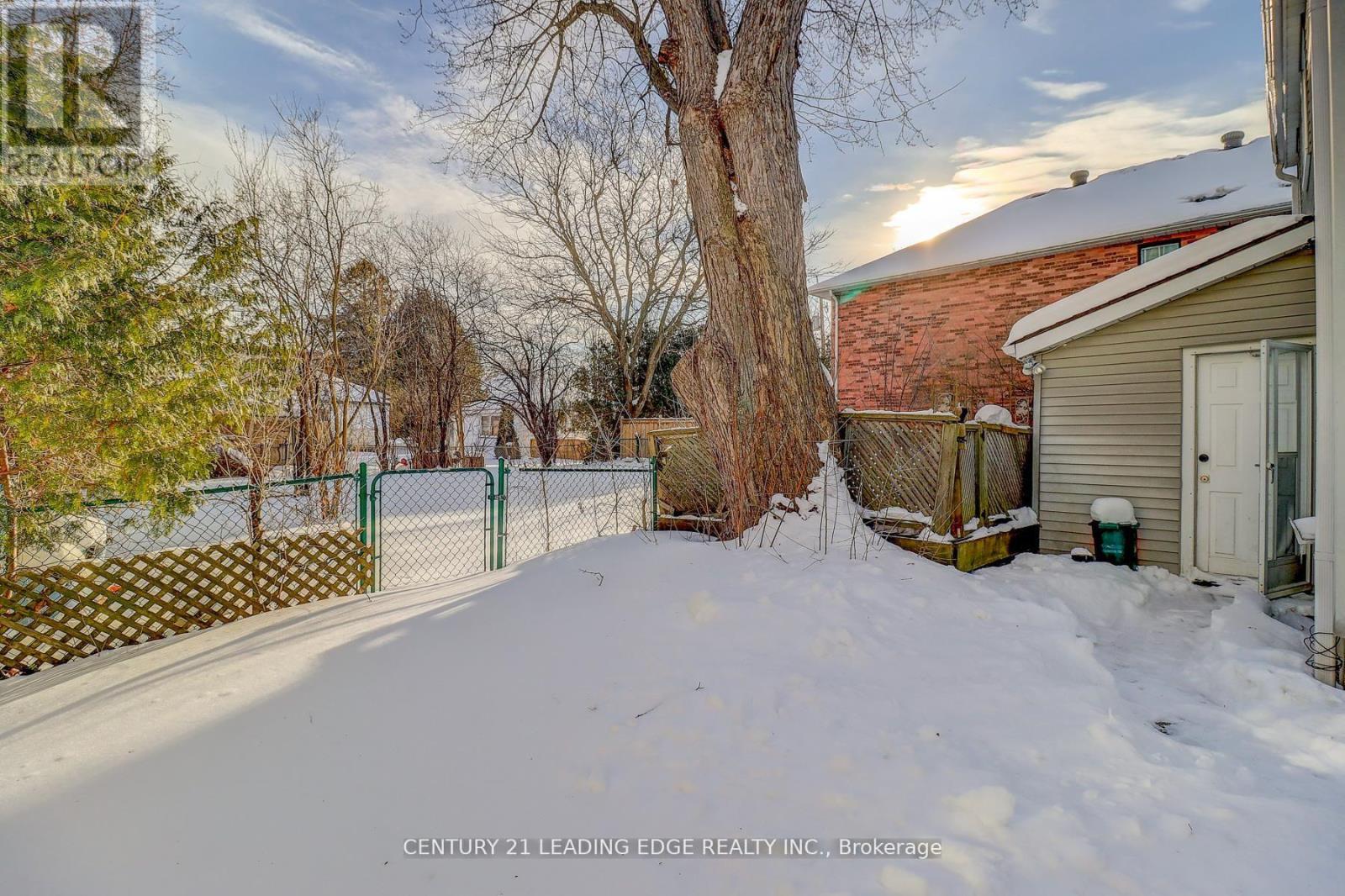 107 Lakeland Crescent, Richmond Hill, Ontario  L4E 3A1 - Photo 25 - N12916394