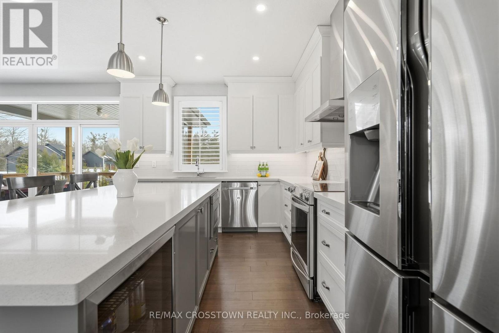 2055 Elana Drive, Severn, Ontario  L3V 0C1 - Photo 11 - S12916272