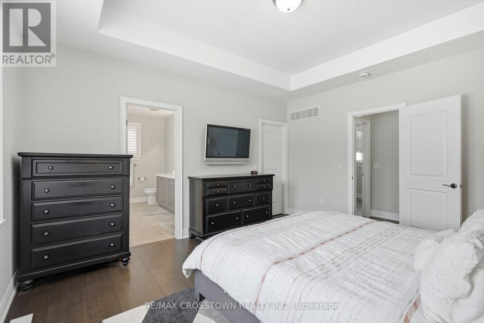 2055 Elana Drive, Severn, Ontario  L3V 0C1 - Photo 16 - S12916272