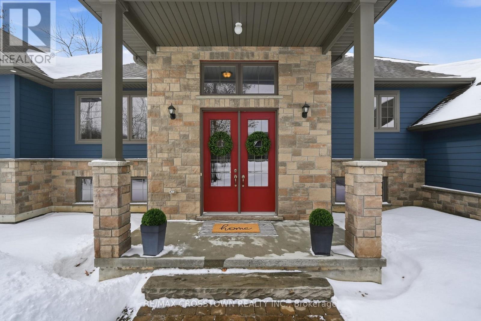 2055 Elana Drive, Severn, Ontario  L3V 0C1 - Photo 2 - S12916272