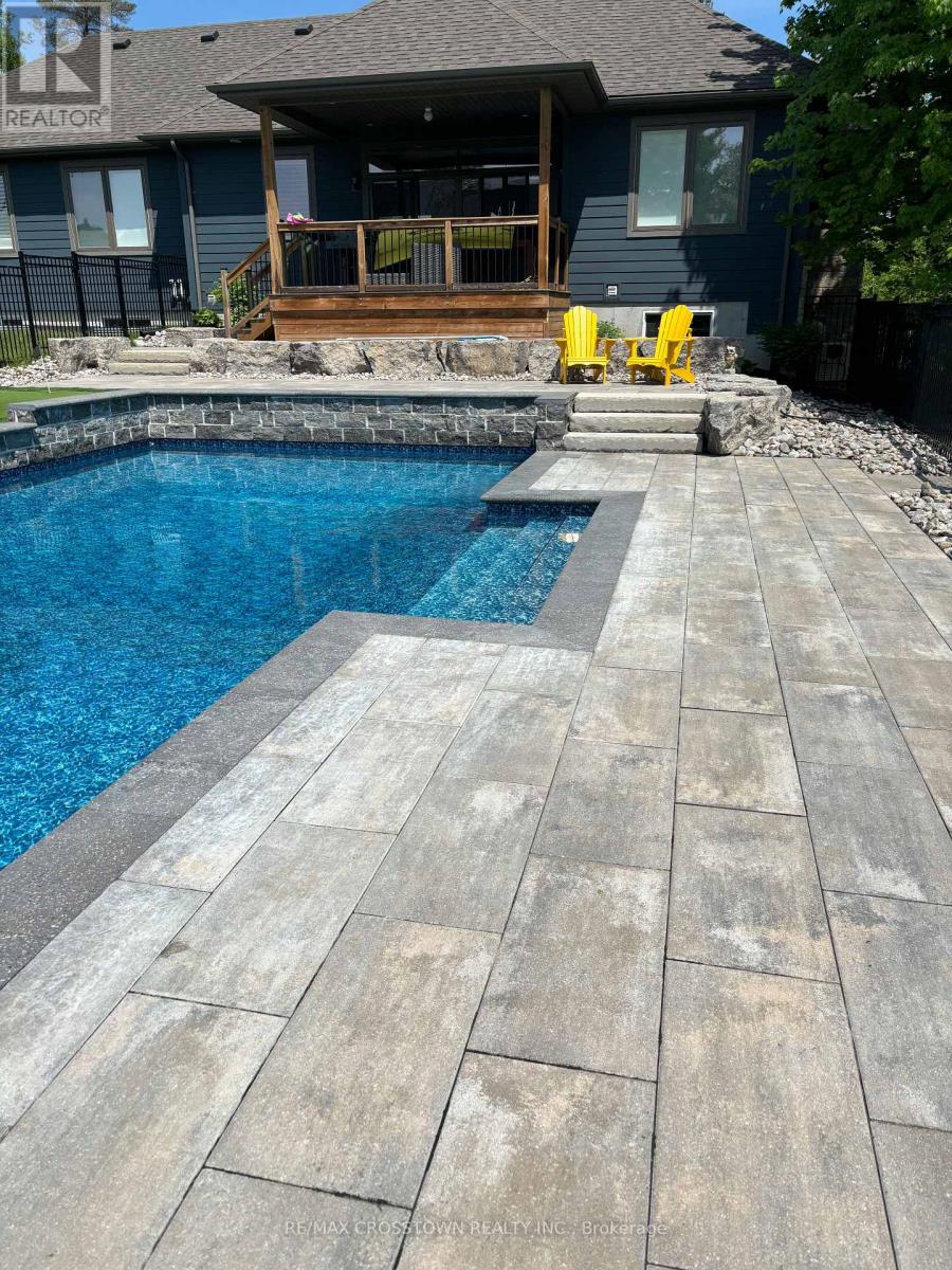 2055 Elana Drive, Severn, Ontario  L3V 0C1 - Photo 45 - S12916272