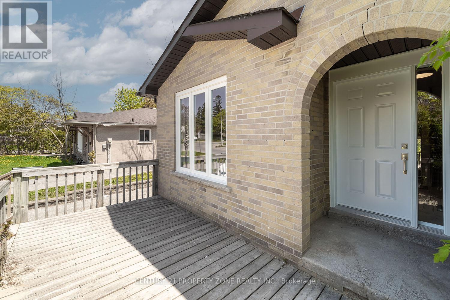 39 Sylvia Street, Barrie, Ontario  L4M 5J2 - Photo 44 - S12916412