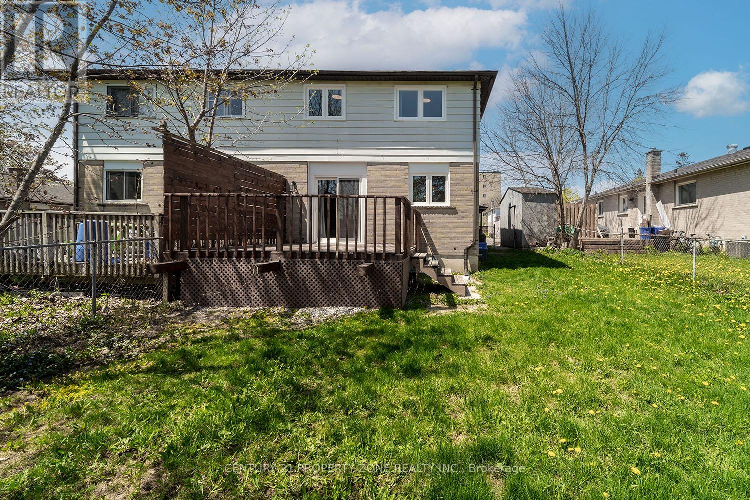 39 Sylvia Street, Barrie, Ontario  L4M 5J2 - Photo 47 - S12916412