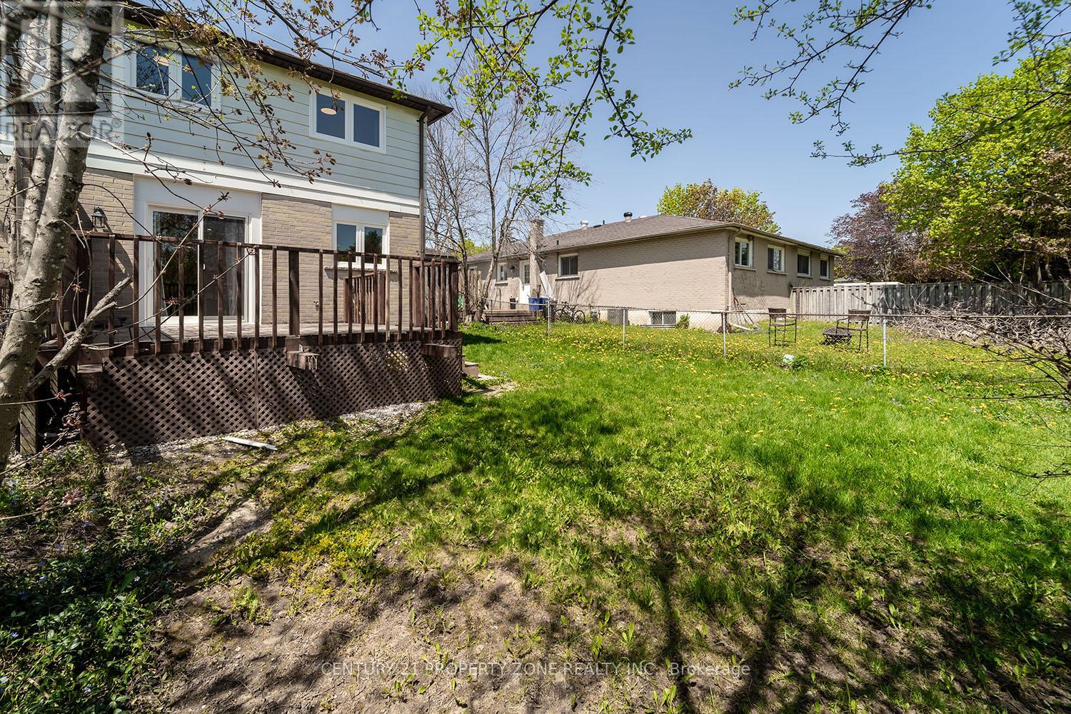 39 Sylvia Street, Barrie, Ontario  L4M 5J2 - Photo 48 - S12916412