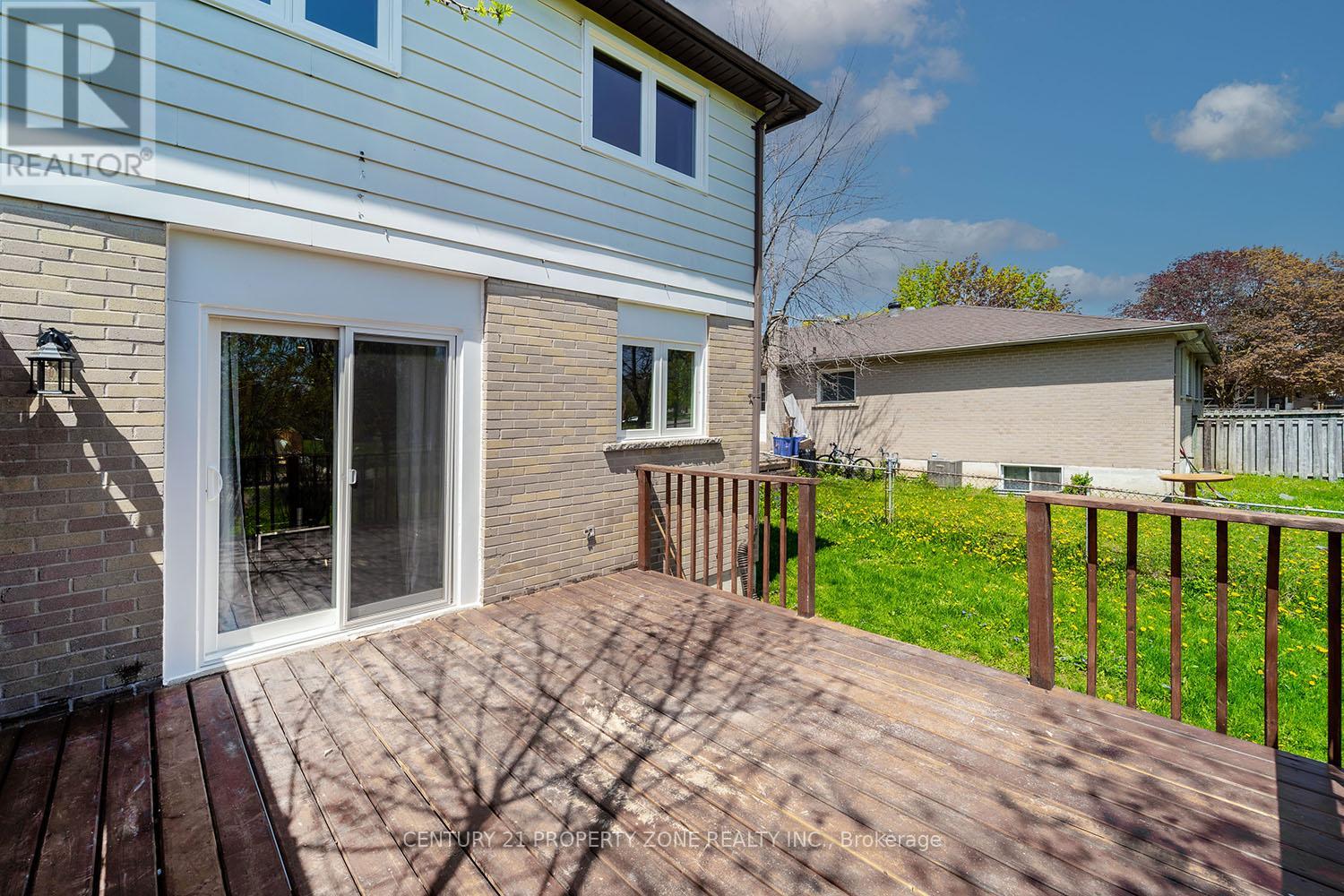 39 Sylvia Street, Barrie, Ontario  L4M 5J2 - Photo 49 - S12916412