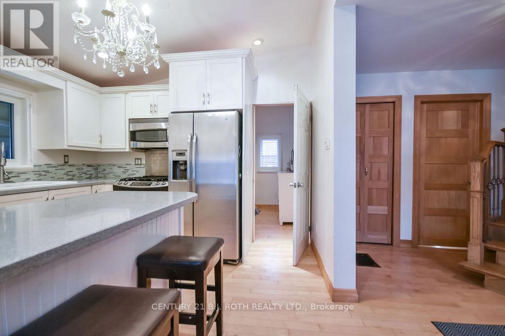 45 Grove Street W, Barrie, Ontario  L4N 1M6 - Photo 7 - S12916422