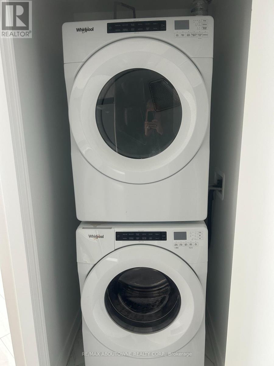 Ph19 - 405 Dundas Street W, Oakville, Ontario  L6M 5P9 - Photo 16 - W12887426