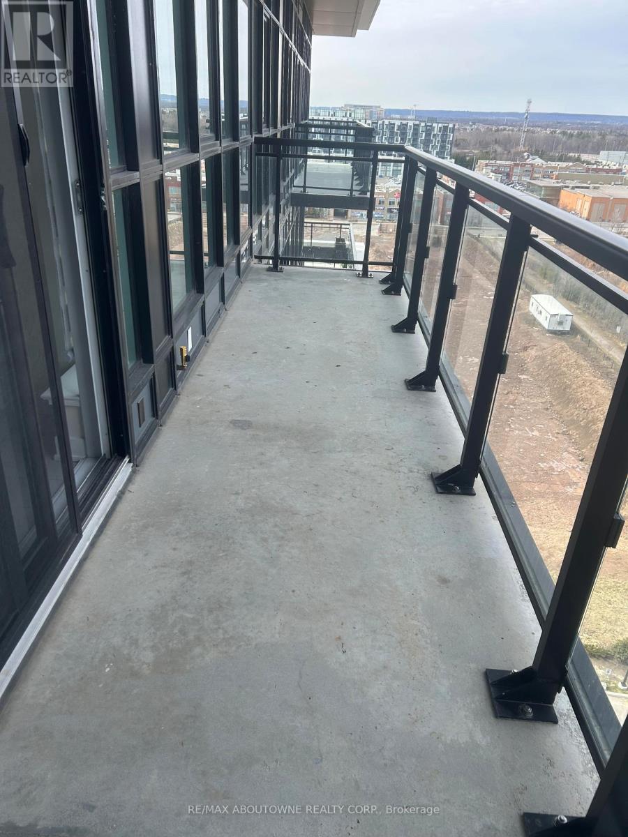 Ph19 - 405 Dundas Street W, Oakville, Ontario  L6M 5P9 - Photo 18 - W12887426