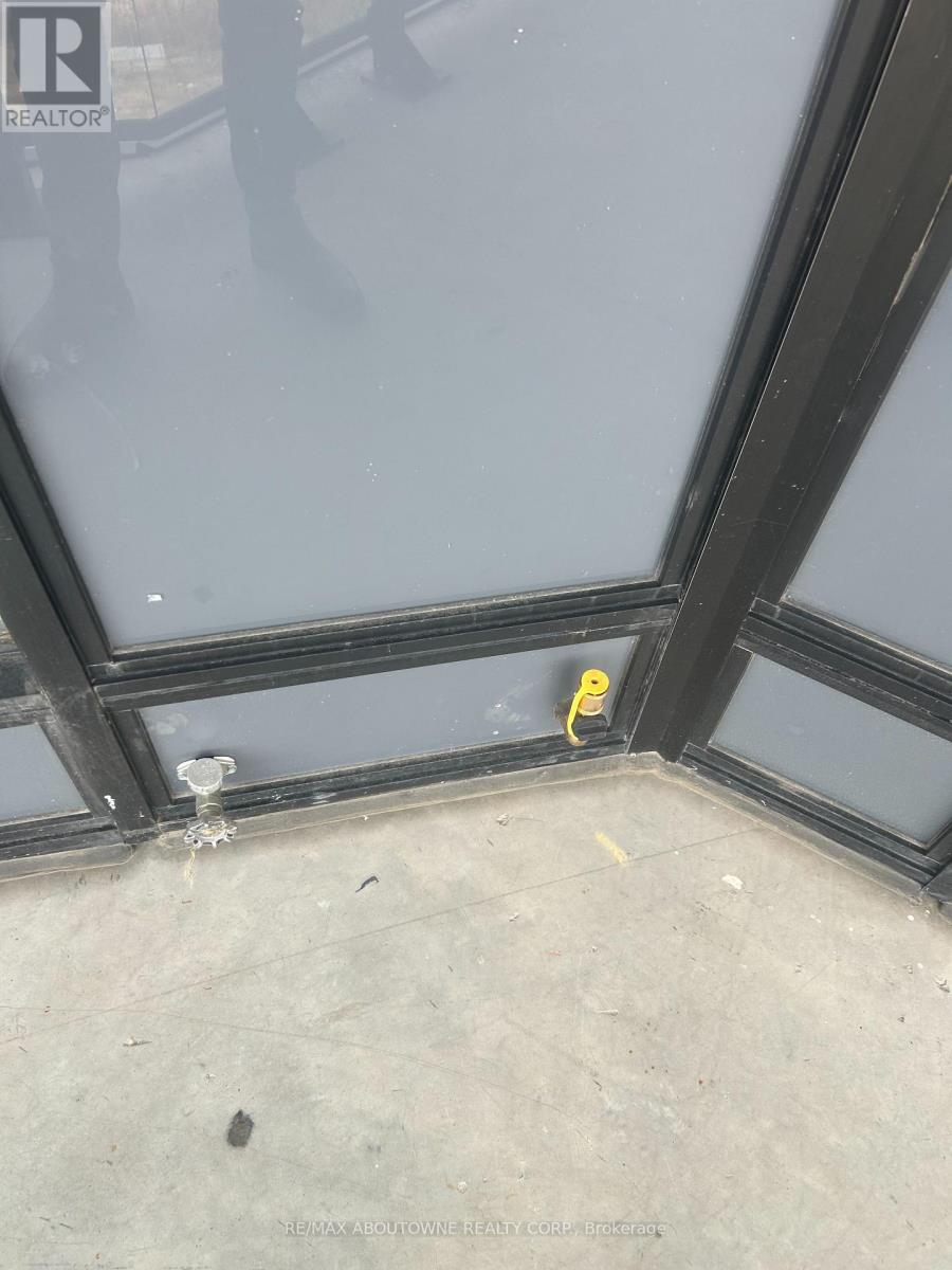 Ph19 - 405 Dundas Street W, Oakville, Ontario  L6M 5P9 - Photo 20 - W12887426