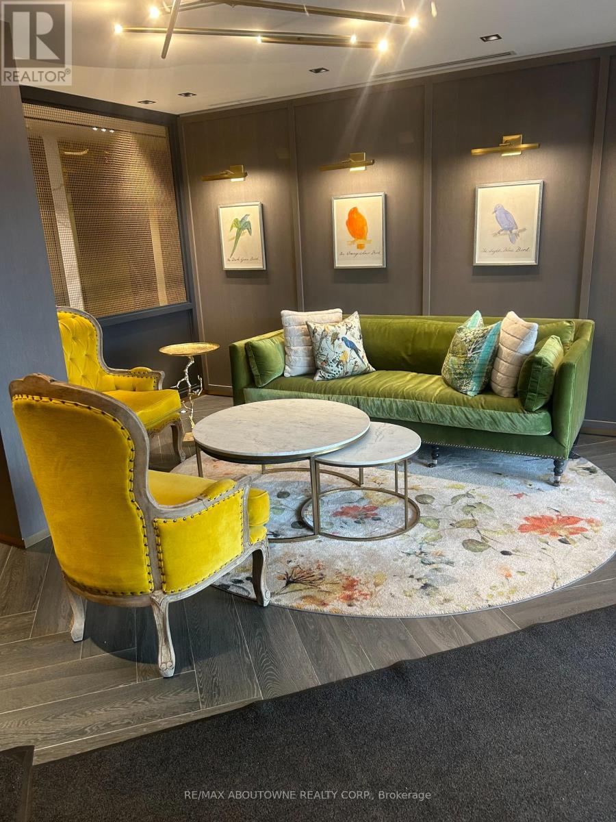 Ph19 - 405 Dundas Street W, Oakville, Ontario  L6M 5P9 - Photo 24 - W12887426