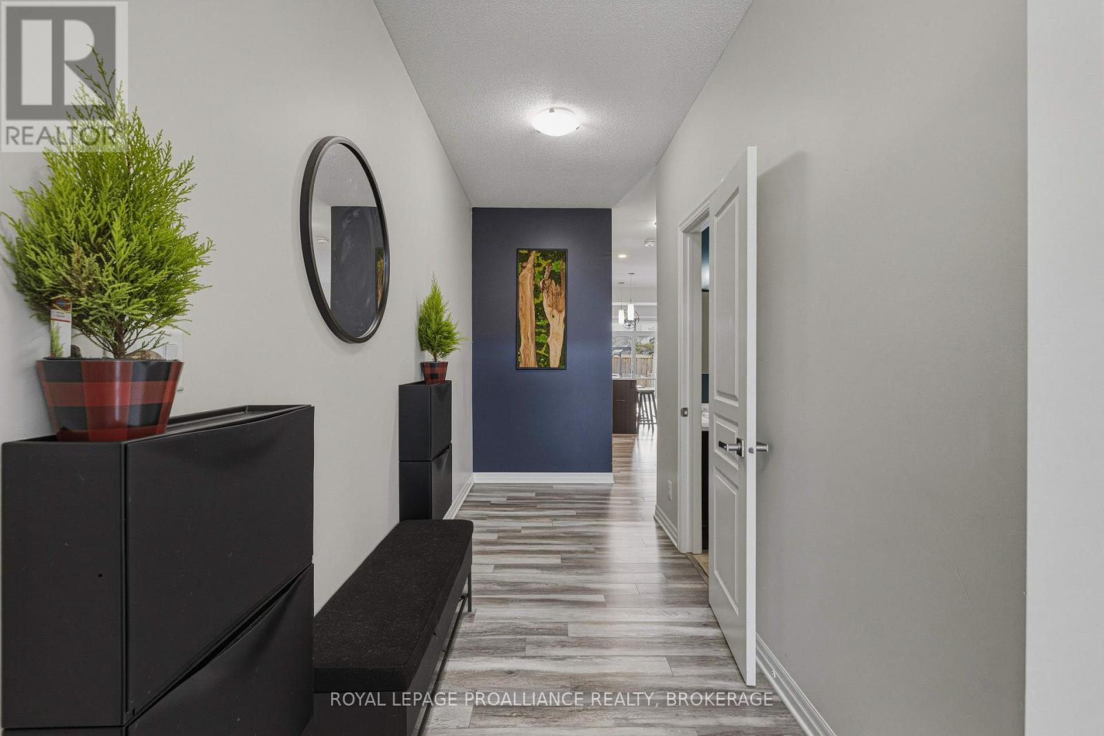 894 Riverview Way, Kingston, Ontario  K7K 0J2 - Photo 3 - X12916194