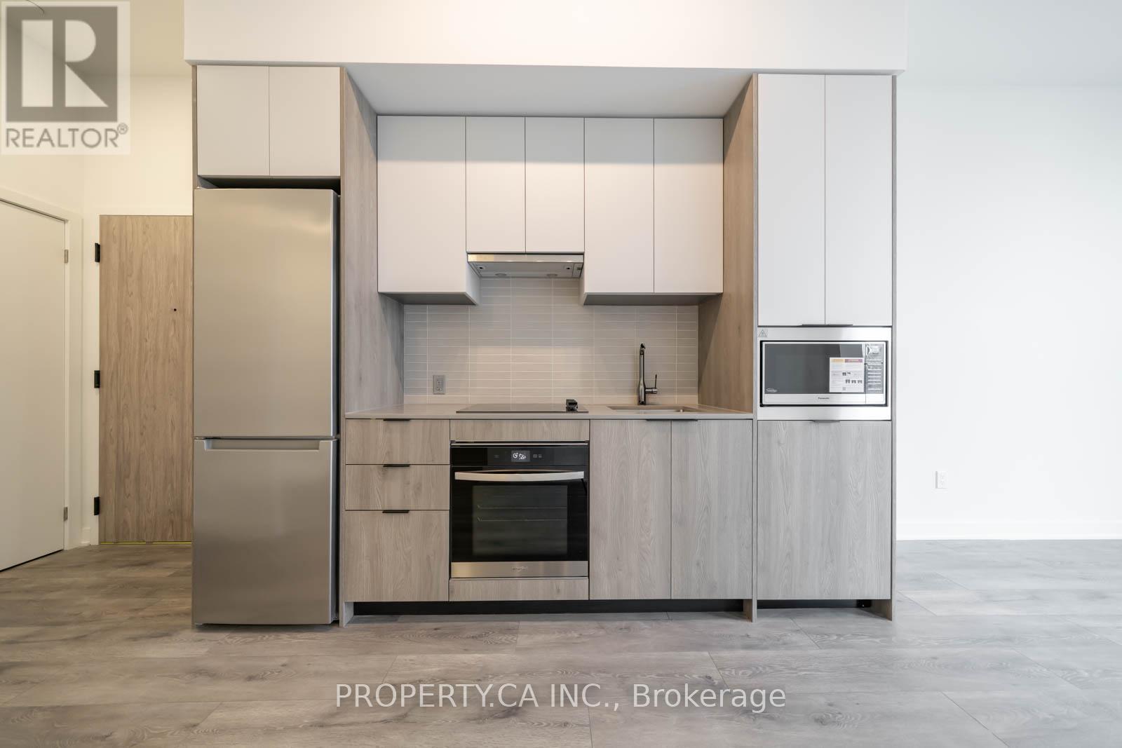 205 - 1007 The Queensway, Toronto (Islington-City Centre West), Ontario  M8Z 0H4 - Photo 4 - W12916208