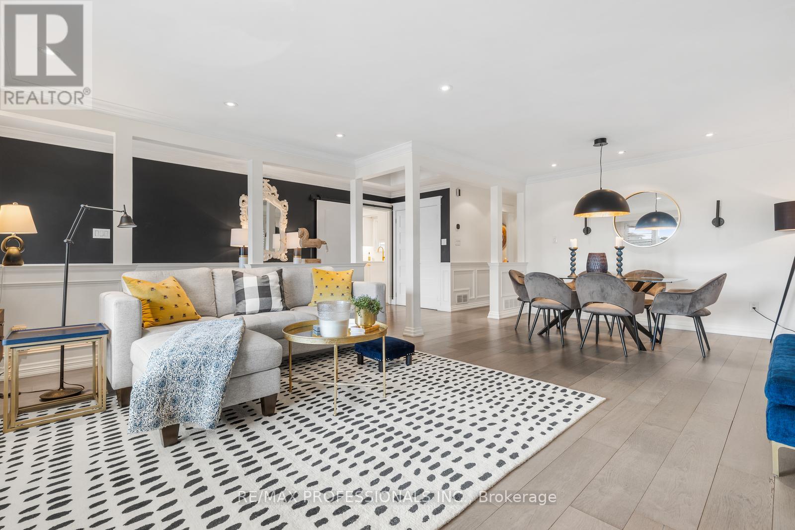 39 Norbert Crescent, Toronto, Ontario  M9C 3J8 - Photo 8 - W12916234