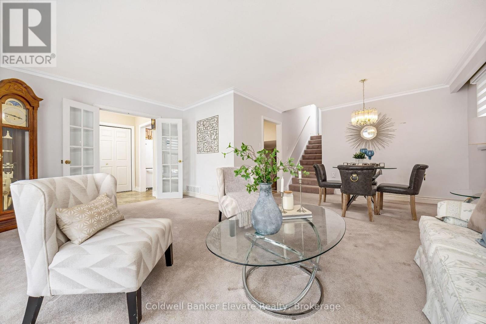 234 Delrex Boulevard, Halton Hills, Ontario  L7G 4E9 - Photo 11 - W12916238