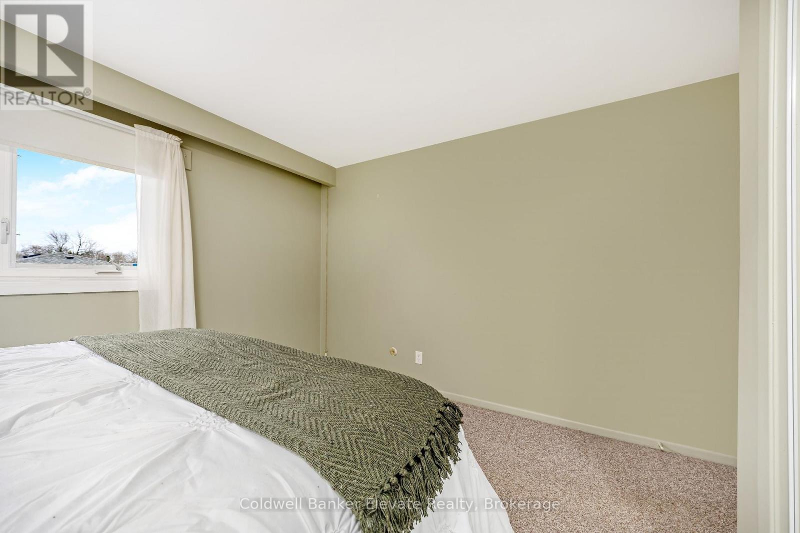 234 Delrex Boulevard, Halton Hills, Ontario  L7G 4E9 - Photo 28 - W12916238