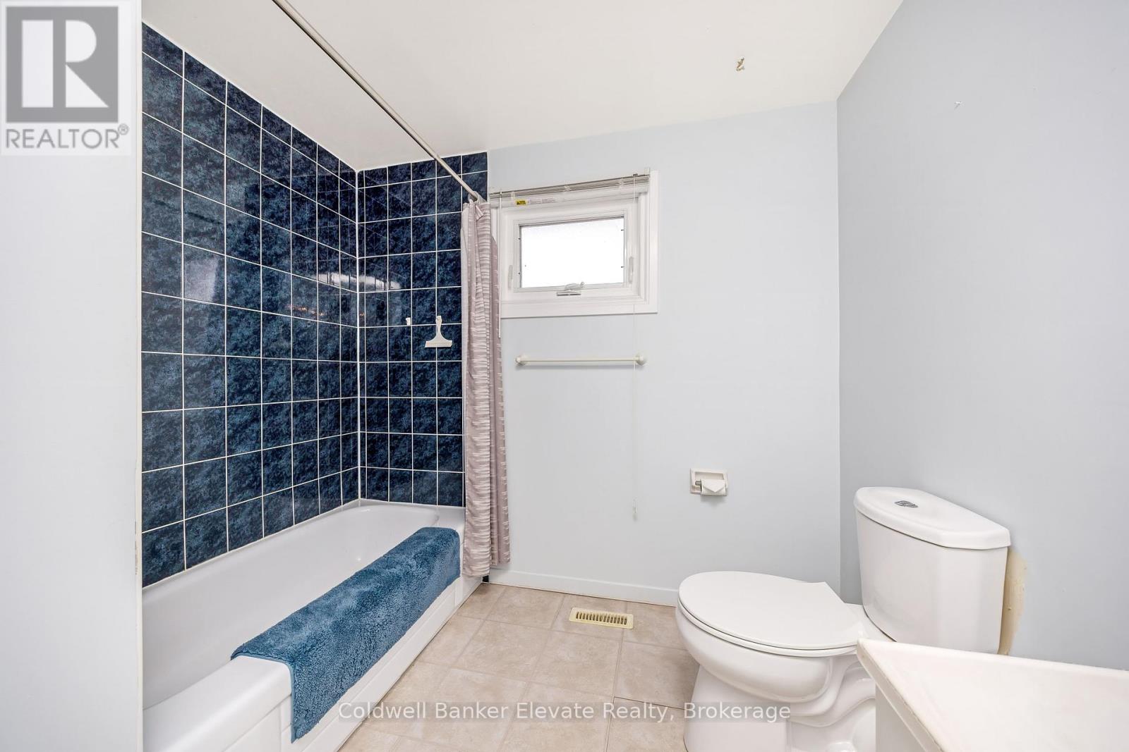 234 Delrex Boulevard, Halton Hills, Ontario  L7G 4E9 - Photo 30 - W12916238