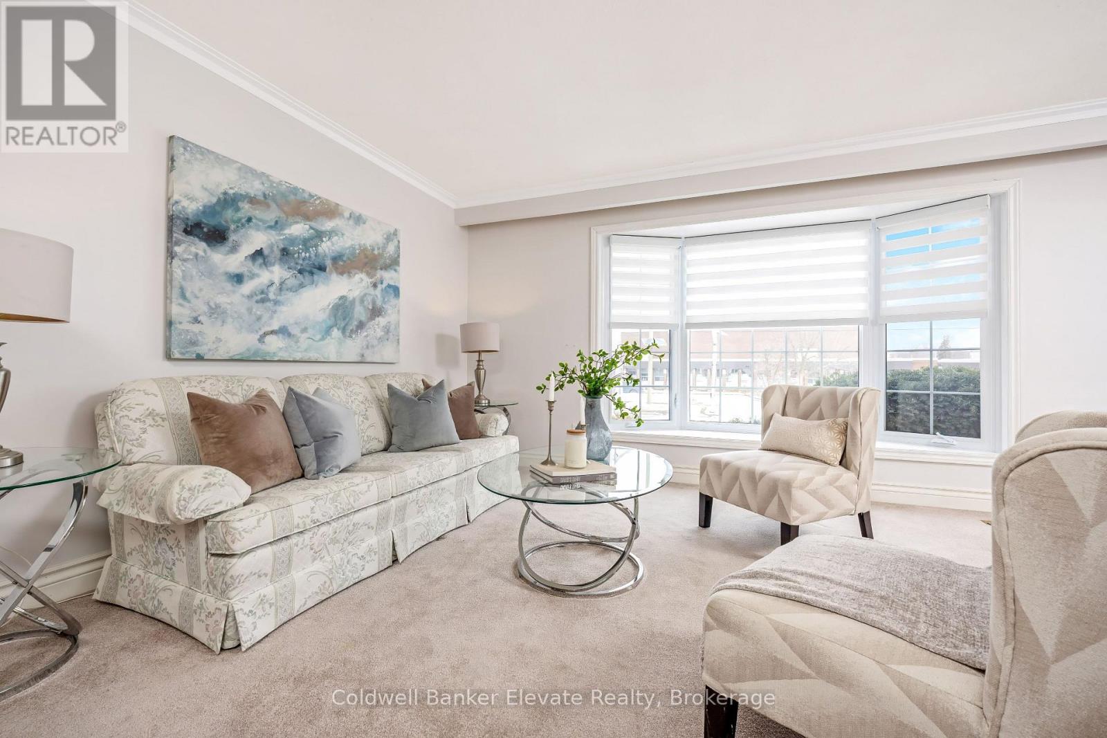 234 Delrex Boulevard, Halton Hills, Ontario  L7G 4E9 - Photo 9 - W12916238