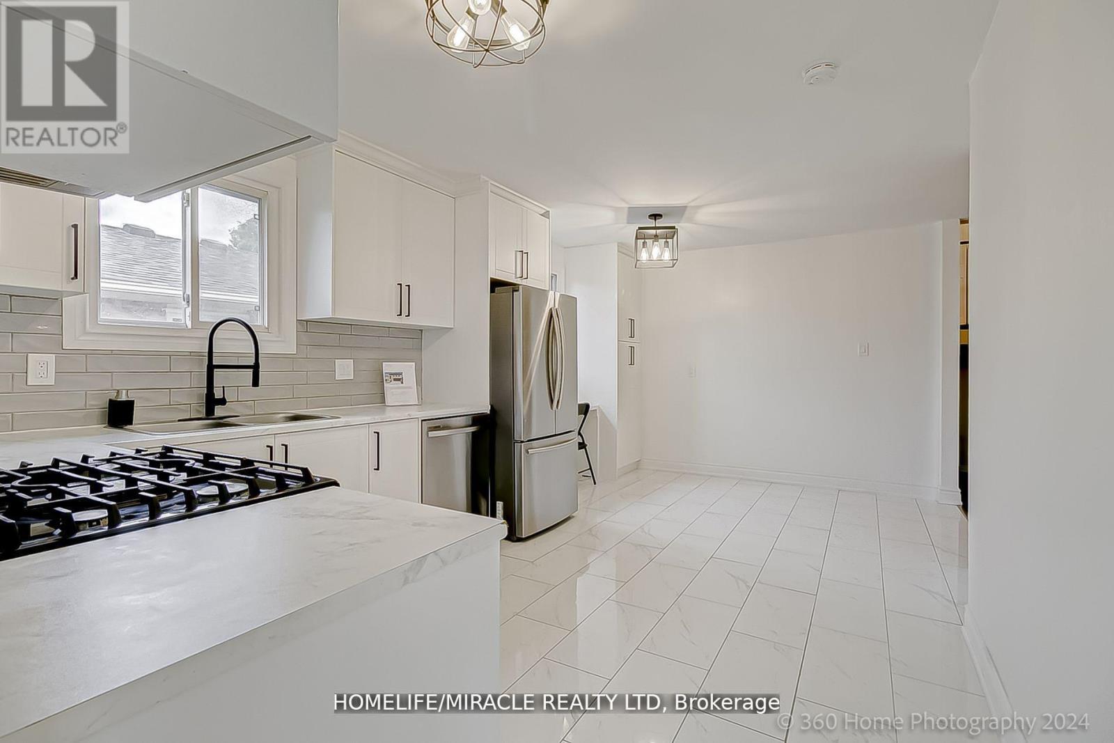 581 Hayward Crescent, Milton, Ontario  L9T 4T8 - Photo 10 - W12916348